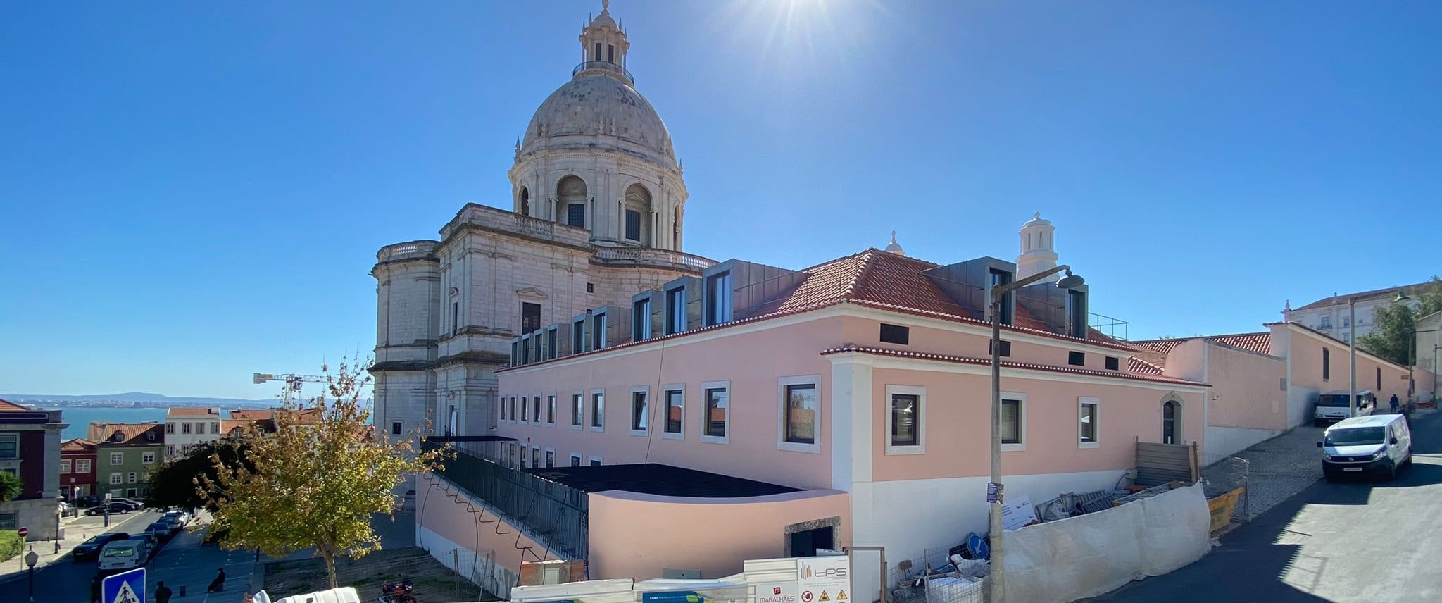 Fiscalização da empreitada de instalação de uma creche no edifício do antigo Convento do Desagravo